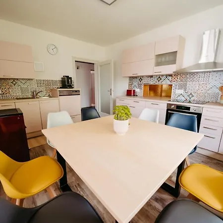 Obir Am Woerthersee Apartment *